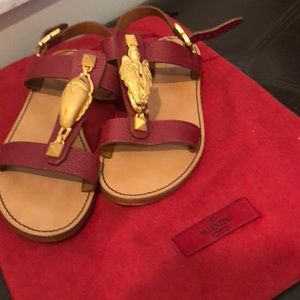 Beautiful Valentino sandals size 37